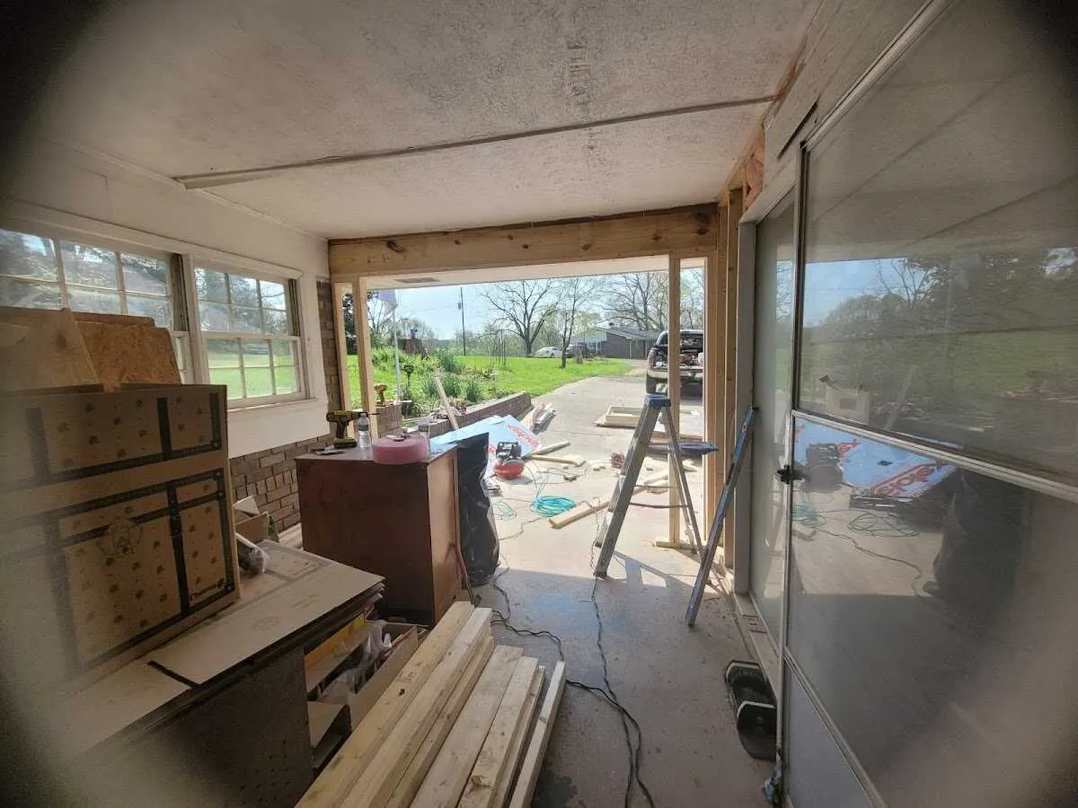 Air movers and dehumidifier for Drying & Dehumidification in Farragut